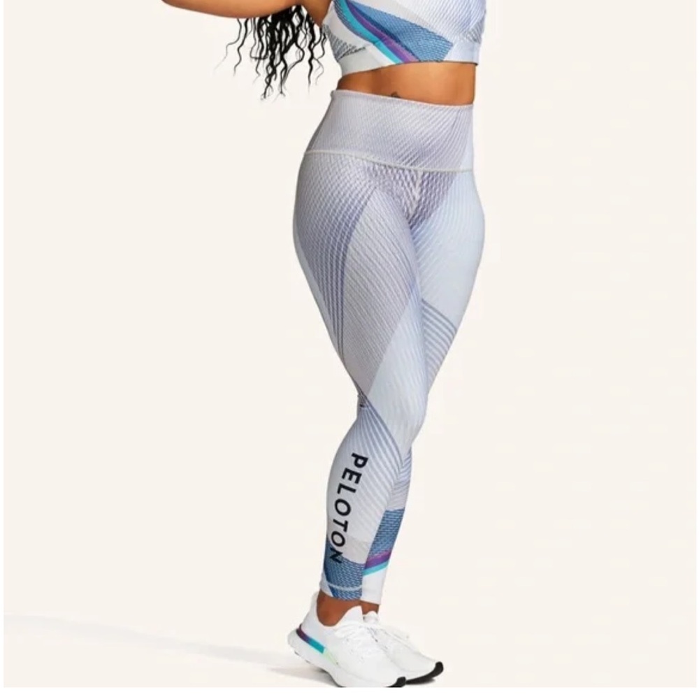 Peloton Women's White Blue Sails High Waist Geometric Leggings
